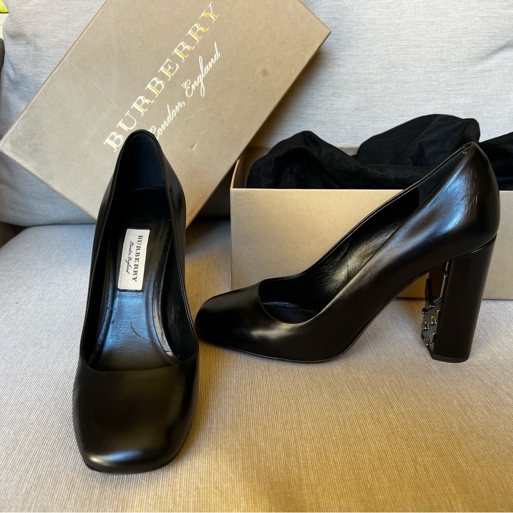 Burberry heels